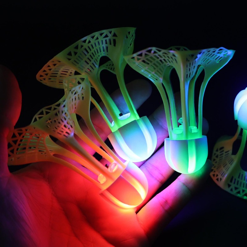 Winddichte, lichtgevende badmi - Badminton Nylon Shuttlecock recensie en prijs