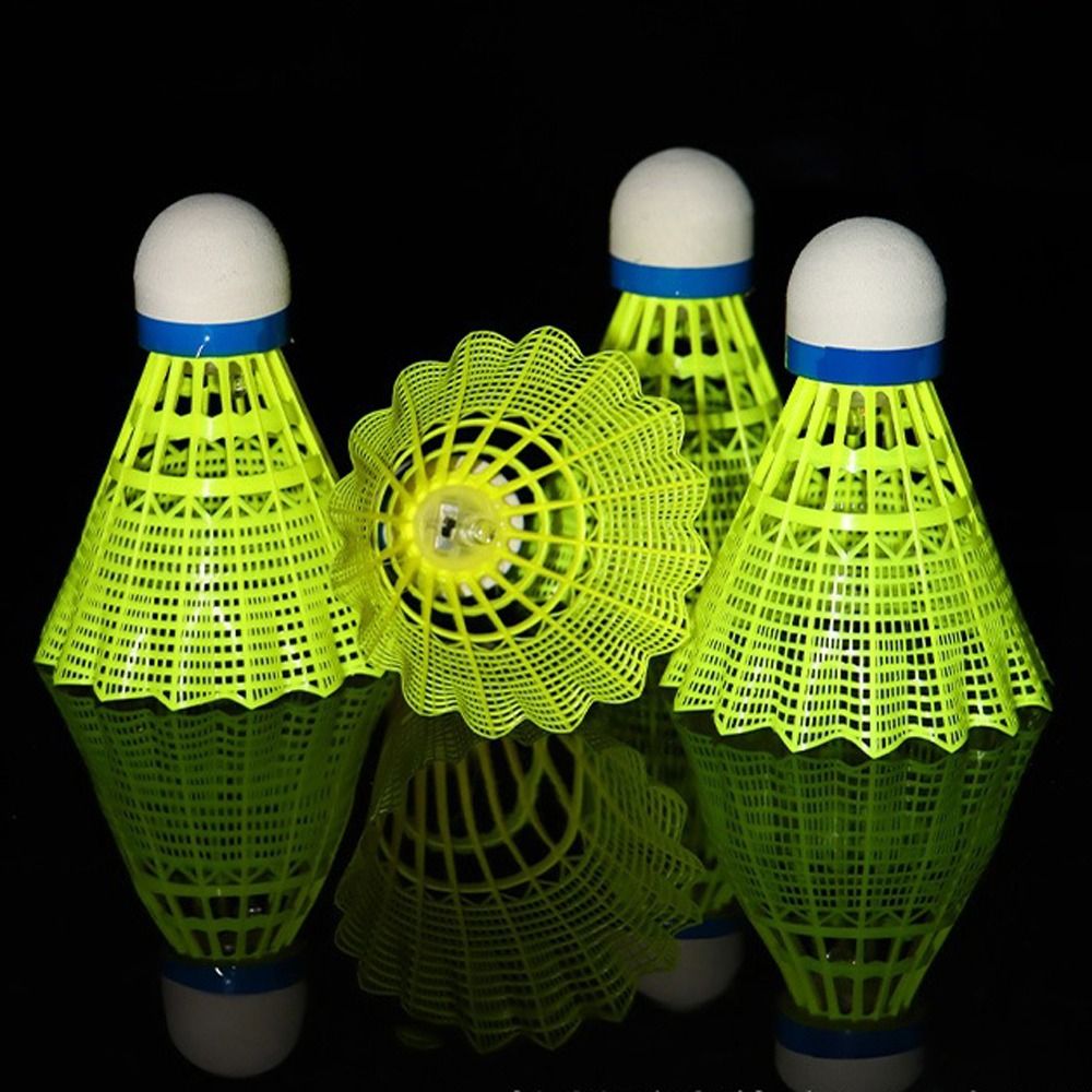 Verlichte LED-badmintonballen  - Badminton Nylon Shuttlecock recensie en prijs